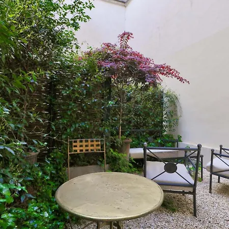 1br Flat With Garden 5mn To Pont Des Arts Apartamento *